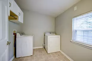 9193 Lucille Ln, Conroe, TX 77384 - Photo 10