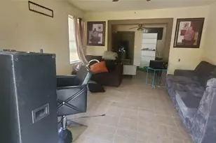 7337 Parkes St, Houston, TX 77088 - Photo 2