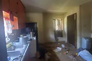 7337 Parkes St, Houston, TX 77088 - Photo 6