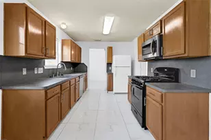 10407 Hamlet Vale Ct, Houston, TX 77070 - Photo 8