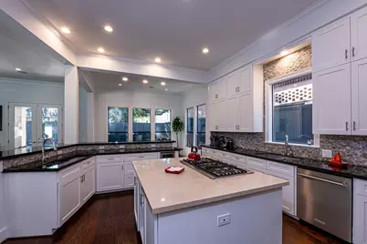 1409 Indiana Street, Houston, TX 77006 - Photo 12
