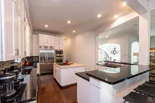 1409 Indiana St, Houston, TX 77006 - Photo 10