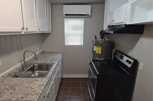 3335 Tuam St, Houston, TX 77004 - Photo 14