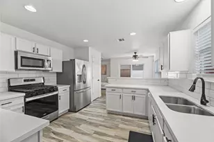 11946 Solon Springs Dr, Tomball, TX 77375 - Photo 6