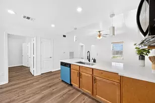 1302 Shearn St, Houston, TX 77007 - Photo 12