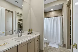1423 Lake Pointe Pkwy, Sugar Land, TX 77478 - Photo 12