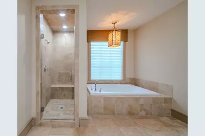 1423 Lake Pointe Parkway, Sugar Land, TX 77478 - Photo 16