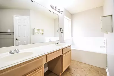 26967 Crown Haven Court, Kingwood, TX 77339 - Photo 16