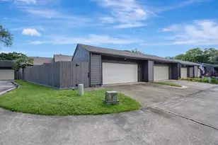 2280 Gemini St, Houston, TX 77058 - Photo 26
