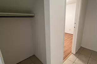 9522 Pagewood Ln, Houston, TX 77063 - Photo 18