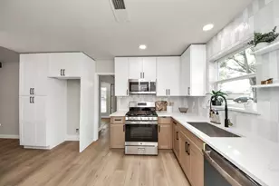 4830 Omeara Dr, Houston, TX 77035 - Photo 16