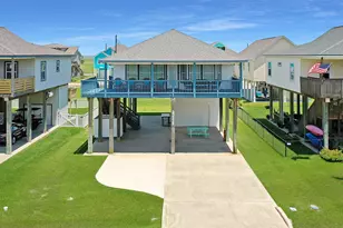 23178 Fresca St, Galveston, TX 77554 - Photo 2