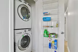 23178 Fresca St, Galveston, TX 77554 - Photo 18