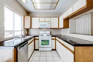 2910 Grants Lake, Sugar Land, TX 77479 - Photo 8