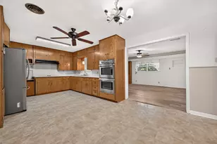 1008 Bernard Ave, Rosenberg, TX 77471 - Photo 14