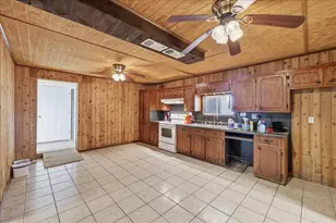 6743 Rainbow Ln, Port Arthur, TX 77642 - Photo 16