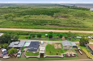 6743 Rainbow Ln, Port Arthur, TX 77642 - Photo 6