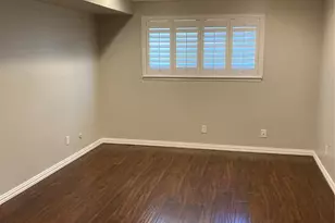 881 Wax Myrtle Ln, Houston, TX 77079 - Photo 10