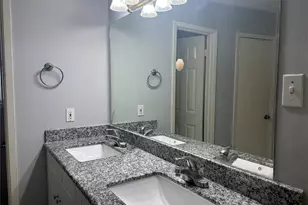 402 Oak Harbor Dr, Houston, TX 77062 - Photo 16