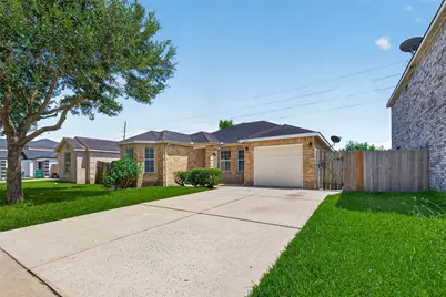 12614 Rio Bravo Street, Rosharon, TX 77583 - Photo 2