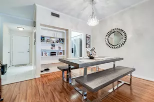 1035 Fountain View Dr, Houston, TX 77057 - Photo 4