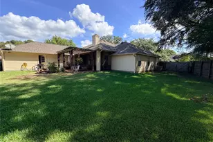 7287 Lakeshore Ct, Willis, TX 77318 - Photo 30