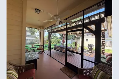 7287 Lakeshore Court, Willis, TX 77318 - Photo 20