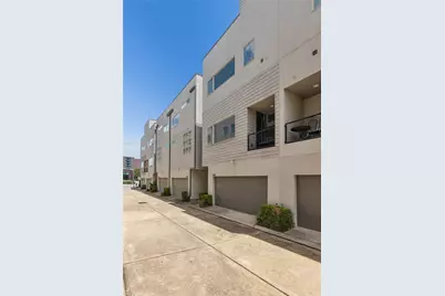 2376 Commerce Street, Houston, TX 77003 - Photo 2