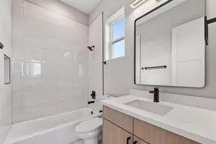 2511 N MacGregor Way, Houston, TX 77004 - Photo 30