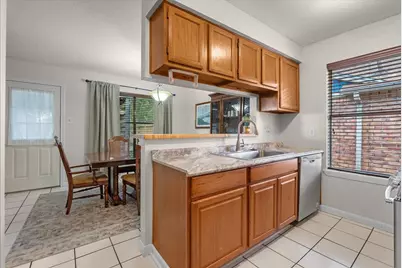 10114 Roseberry Drive, La Porte, TX 77571 - Photo 10