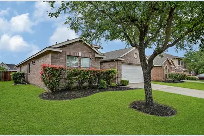 15710 Bannowsky Lane, Houston, TX 77049 - Photo 2