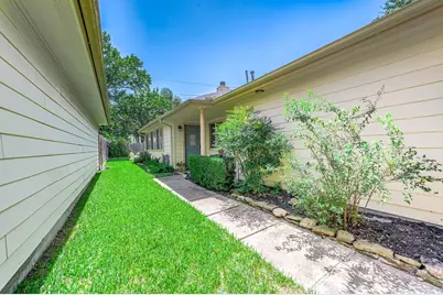 7754 Park Falls Drive, Houston, TX 77095 - Photo 6