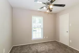 19718 Rackingham Pl, Humble, TX 77338 - Photo 10