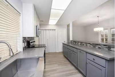 201 Vanderpool Lane #113, Houston, TX 77024 - Photo 16