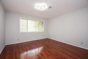 201 Vanderpool Ln, Houston, TX 77024 - Photo 36