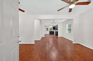 109 Meadows St, Cleveland, TX 77328 - Photo 10