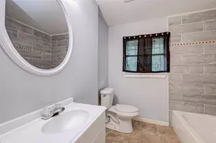 7658 Belbay St, Houston, TX 77033 - Photo 12