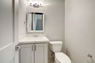 609 W Pierce St, Houston, TX 77019 - Photo 10