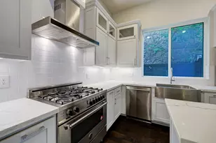 609 W Pierce St, Houston, TX 77019 - Photo 8