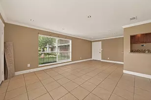 2201 Fountain View Dr, Houston, TX 77057 - Photo 6