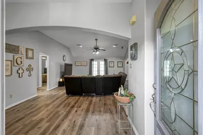 20110 Oakwood Court, Humble, TX 77338 - Photo 6