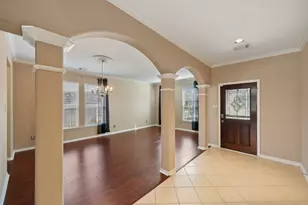 8406 Oak Villa Ct, Spring, TX 77389 - Photo 6