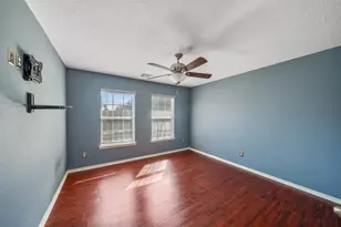 8406 Oak Villa Ct, Spring, TX 77389 - Photo 32