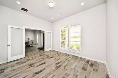 1577 Elm Court, Angleton, TX 77515 - Photo 26