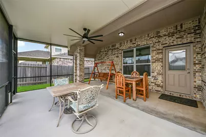 1577 Elm Court, Angleton, TX 77515 - Photo 36