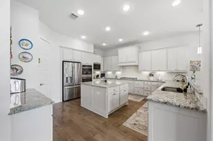 19118 Hartline Green Dr, Cypress, TX 77433 - Photo 12