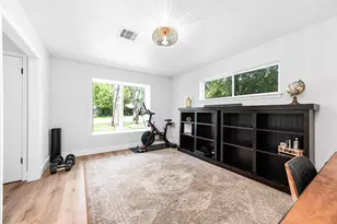2506 Swan Ct, Houston, TX 77058 - Photo 16
