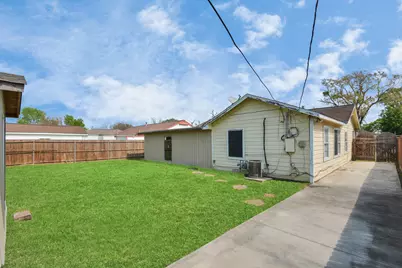 1404 Briarwood Drive, Pasadena, TX 77502 - Photo 32