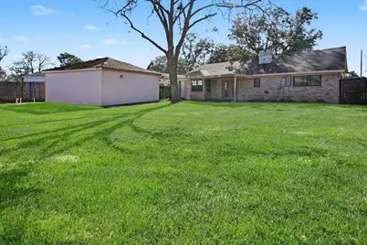 13830 Oakwood Lane, Sugar Land, TX 77498 - Photo 28