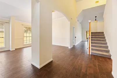 9135 Eaglecove Drive, Houston, TX 77064 - Photo 4